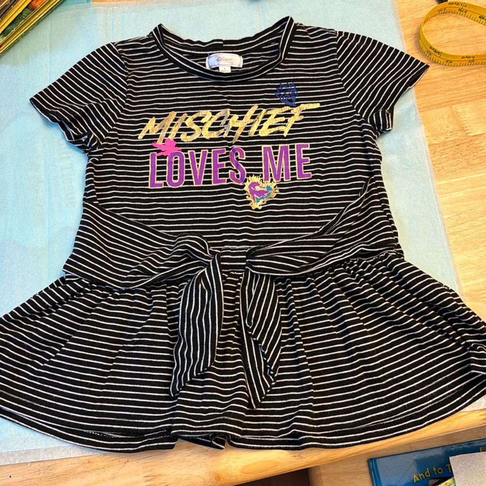 🏖️2/6.00🏖️ Disney Mischief Loves Me dress small D-Signed company clean cute 🥰